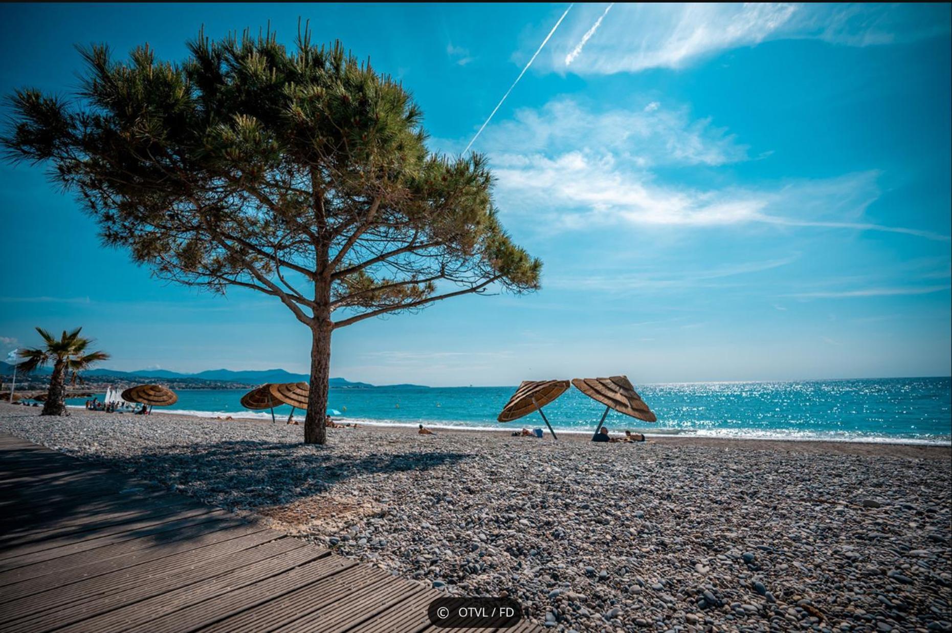 2 Pieces Rez-De-Jardin Dans Maison Avec Piscine วิลล์เนิฟ-ลูเบ ภายนอก รูปภาพ